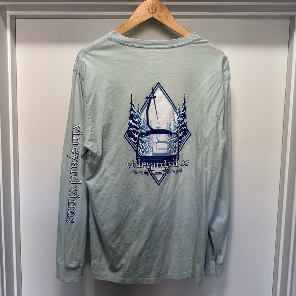 Vineyard Vines Men's Light Blue Graphic Long Sleeve Tee